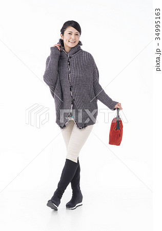 30代後半の日本人女性 30代後半の日本人女性 34995163