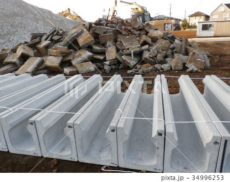 宅地開発は側溝のリニューアルから始まります 34996253