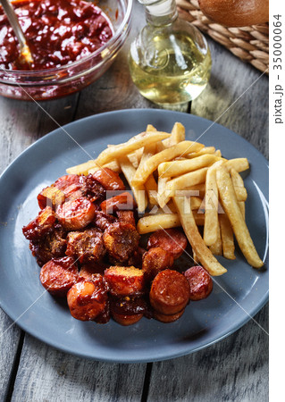 Traditional German currywurst Traditional German currywurst 35000064