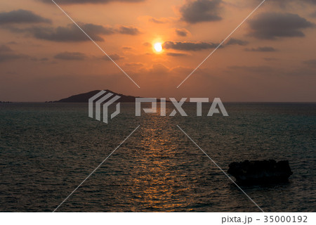 大神島の日の出 大神島の日の出 35000192