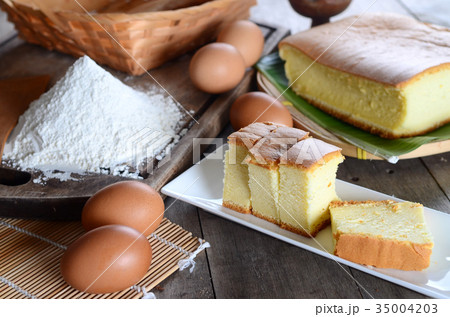 Taiwanese  traditional sponge cake 35004203