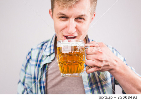 Man drinking beer Man drinking beer 35008493