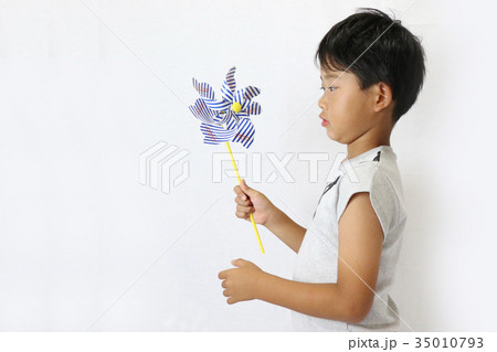 風車の少年 35010793