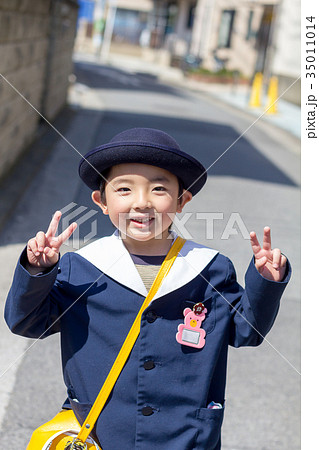 幼稚園児の写真素材