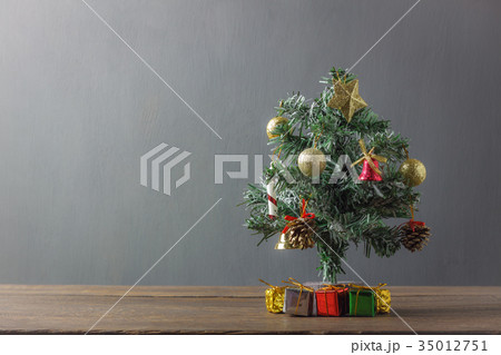 Merry Christmas fir tree concept background. 35012751