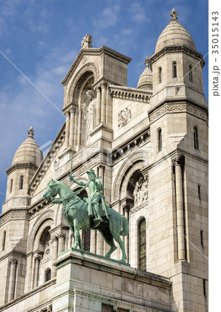 Joan of Arc statue in Montmartre Joan of Arc statue in Montmartre 35015143