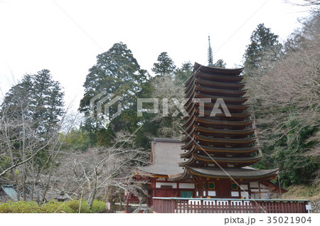 談山神社の「十三重塔」（奈良県桜井市多武峰） 35021904
