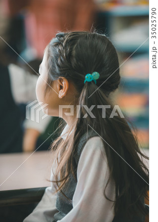 6 years old 35025790