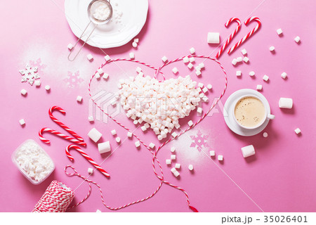 Concept Preparation Christmas Heart Marshmallows 35026401