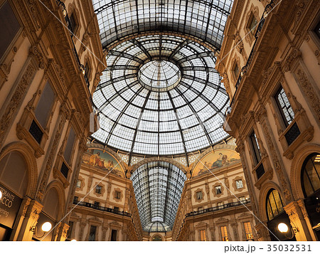 Galleria Vittorio Emanuele II / エマヌエーレ2世のガッレリア Galleria Vittorio Emanuele II / エマヌエーレ2世のガッレリア 35032531