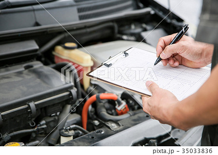 整備士の仕事 整備士の仕事 35033836