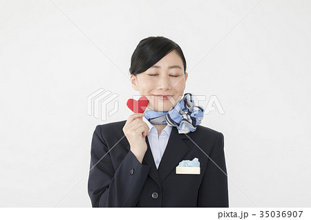 ハートを持つCA　キャビンアテンダント 35036907