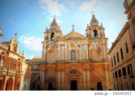 Saint Paul's Cathedral designed by the architect Saint Paul's Cathedral designed by the architect 35040307