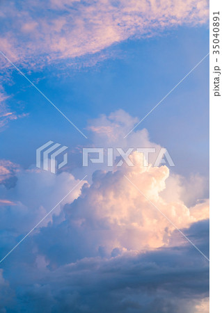 夕暮れの夏空 夕暮れの夏空 35040891