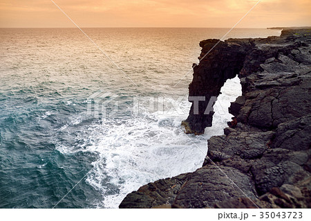 Holei Sea Arch at sunset Holei Sea Arch at sunset 35043723