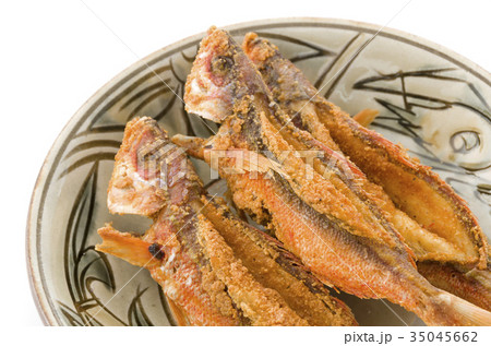 グルクン タカサゴ の唐揚げの写真素材