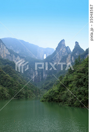 mountains landscape in Zhangjiajie china 35048567