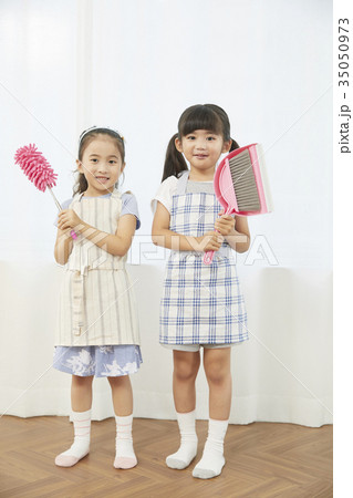 モップ 少女 子供 35050973