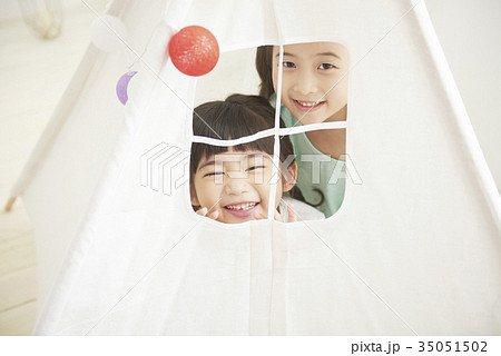 遊び 少女 子供 35051502