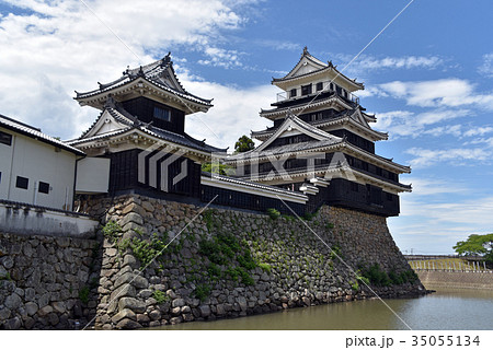 中津城 模擬天守と二重櫓 中津城 模擬天守と二重櫓 35055134