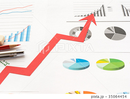 矢印　上向き　上昇　傾向 35064454