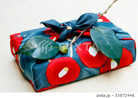 風呂敷包み・玉椿 風呂敷包み・玉椿 35072446