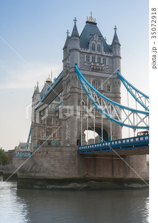 Tower Bridge in the morning, London, England 35072918