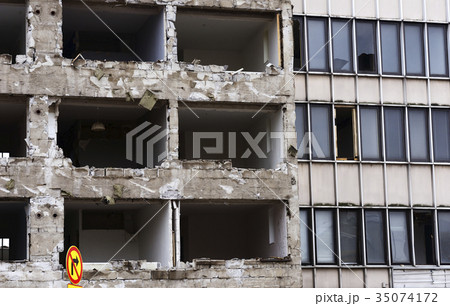 concrete house for demolition concrete house for demolition 35074172