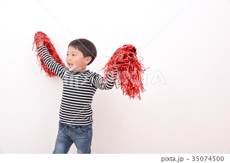 踊りの練習をする子供 踊りの練習をする子供 35074500