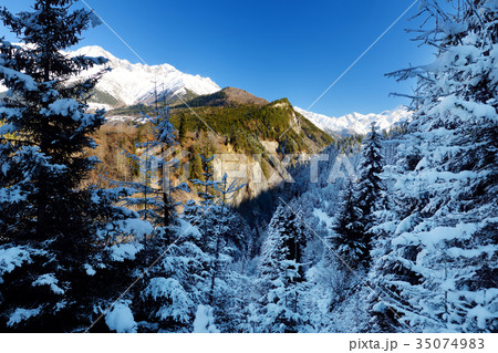 Spectacular Chalaadi Glacier Spectacular Chalaadi Glacier 35074983