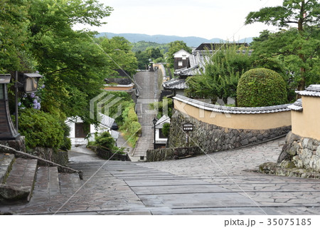 杵築城下 塩屋の坂から見た酢屋の坂 杵築城下 塩屋の坂から見た酢屋の坂 35075185