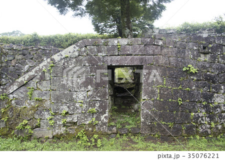 岡城 中川覚左衛門屋敷に残る埋門跡 岡城 中川覚左衛門屋敷に残る埋門跡 35076221