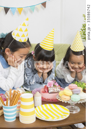ホームパーティー 誕生日パーティー ホームパーティー 誕生日パーティー 35086742
