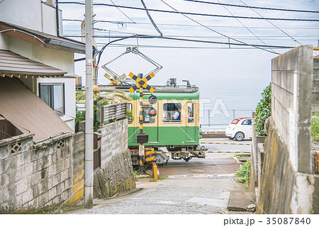 江ノ電　鎌倉高校前駅付近 35087840