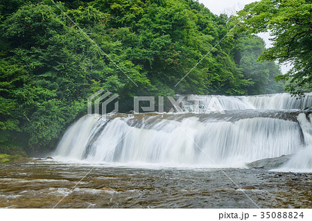 渓谷の滝　滑津大滝 35088824