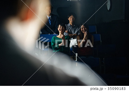 劇団　舞台 35090183