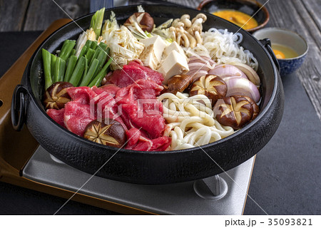 Traditional Sukiyaki pot with Kobe Beef 35093821