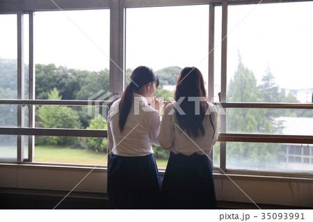 女子中学生 35093991