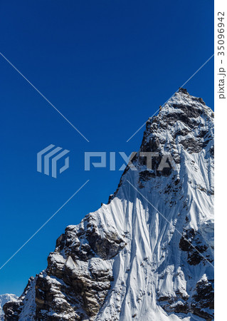 Snowy mountains of the Himalayas Snowy mountains of the Himalayas 35096942