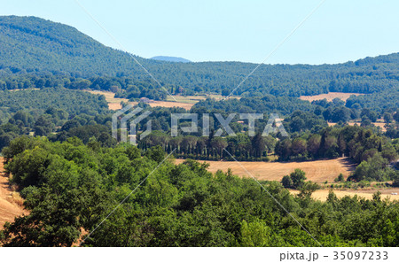Summer countryside, Italy Summer countryside, Italy 35097233