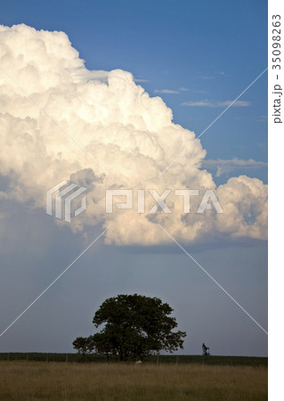 Storm Clouds Canada 35098263