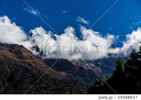 Mountain in the clouds 35098657