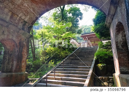 京都市 南禅寺 南禅院への階段 35098796