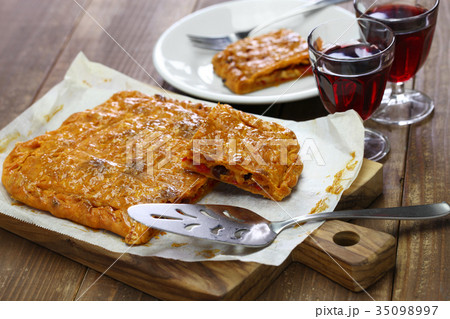 ガリシア風エンパナーダ 35098997