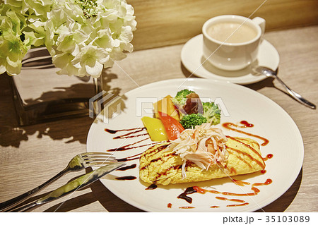 omelet rice and milk tea omelet rice and milk tea 35103089