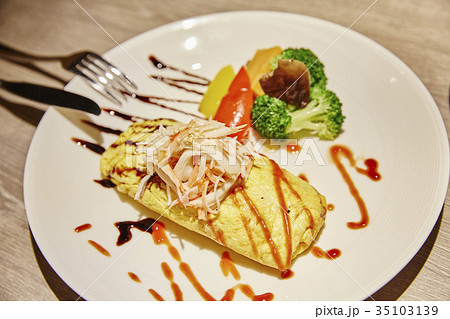 omelet rice omelet rice 35103139