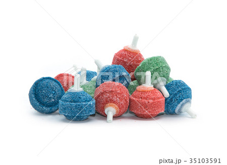 Fish tank aquarium oxygen bubbles sand stone head Fish tank aquarium oxygen bubbles sand stone head 35103591