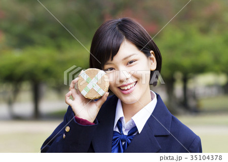 女子高生 35104378