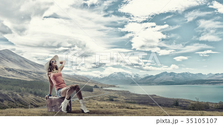 Young free hitchhiker Young free hitchhiker 35105107