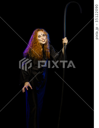 Scary young witch isolated 35122090
